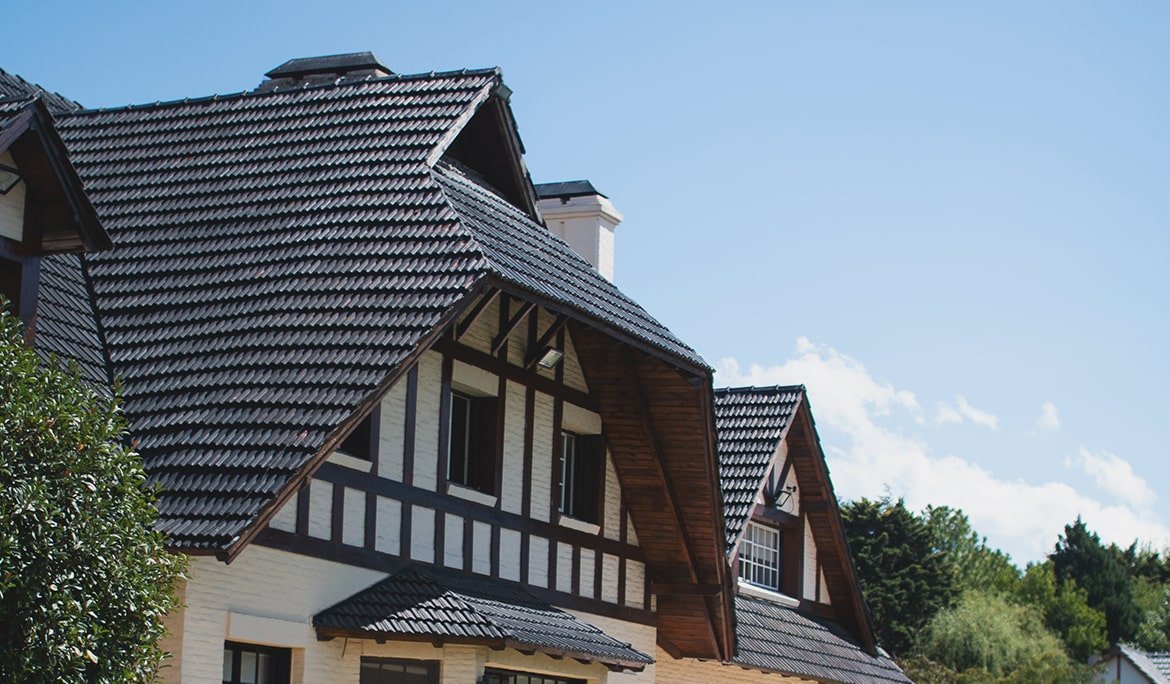 Read more about the article Building gains into housing stocks and how to trade the sector